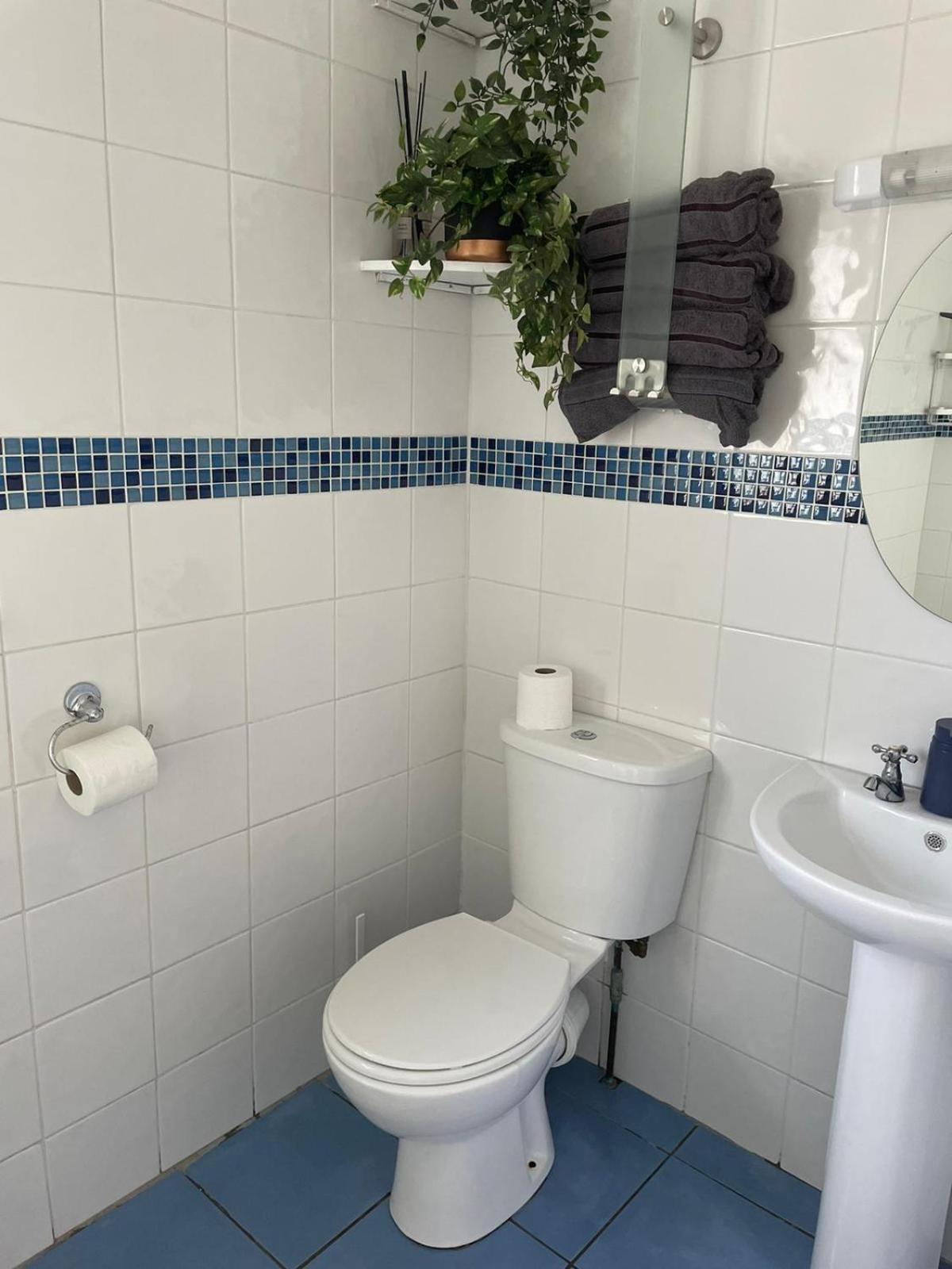 Milltown Apartment Galway Esterno foto