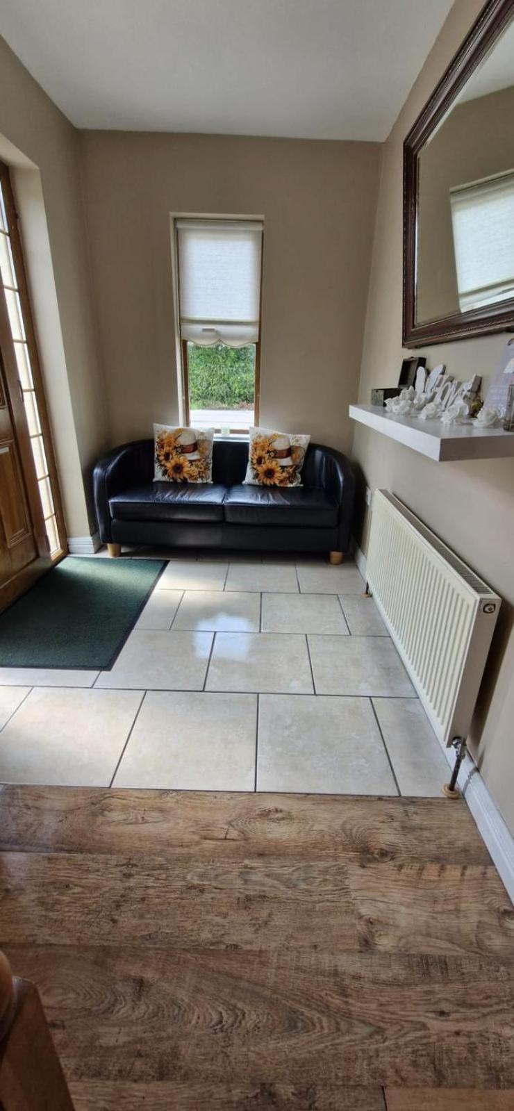 Milltown Apartment Galway Esterno foto